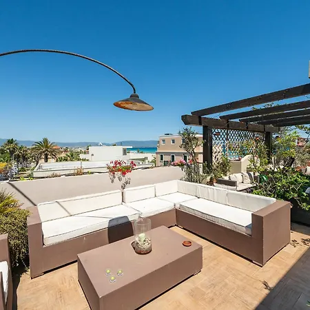 Domus Poetto Appartement